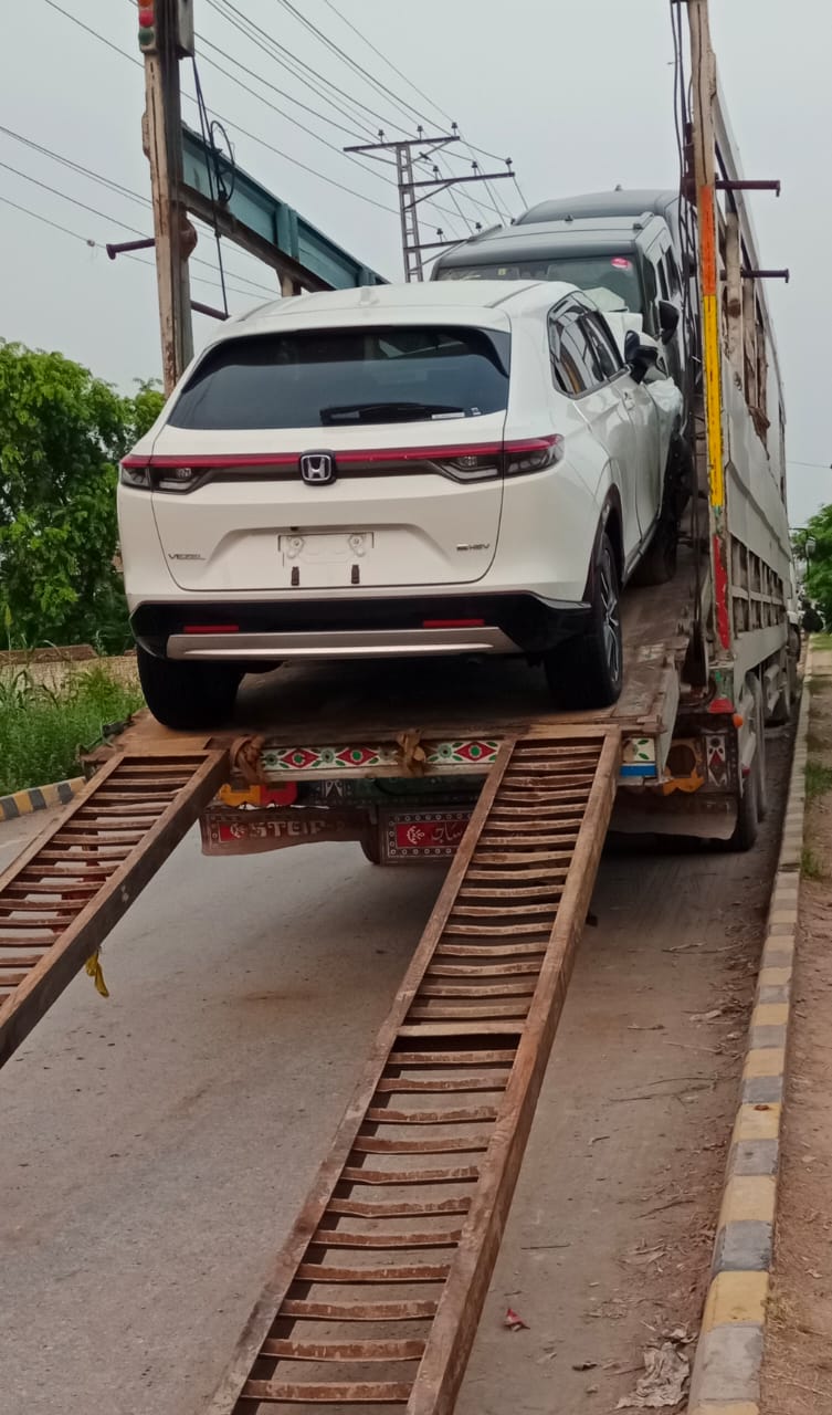 Car carrier